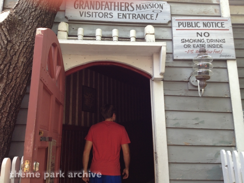 Grandfather's Mansion at Silver Dollar City