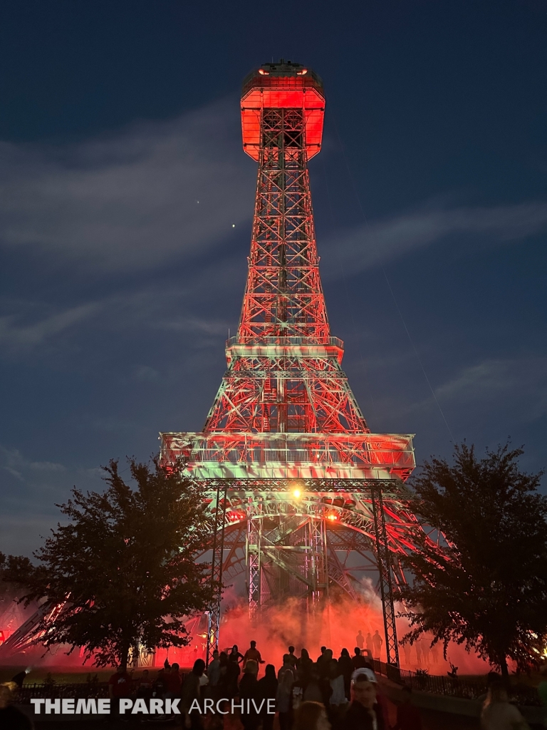 Eiffel Tower at Kings Island