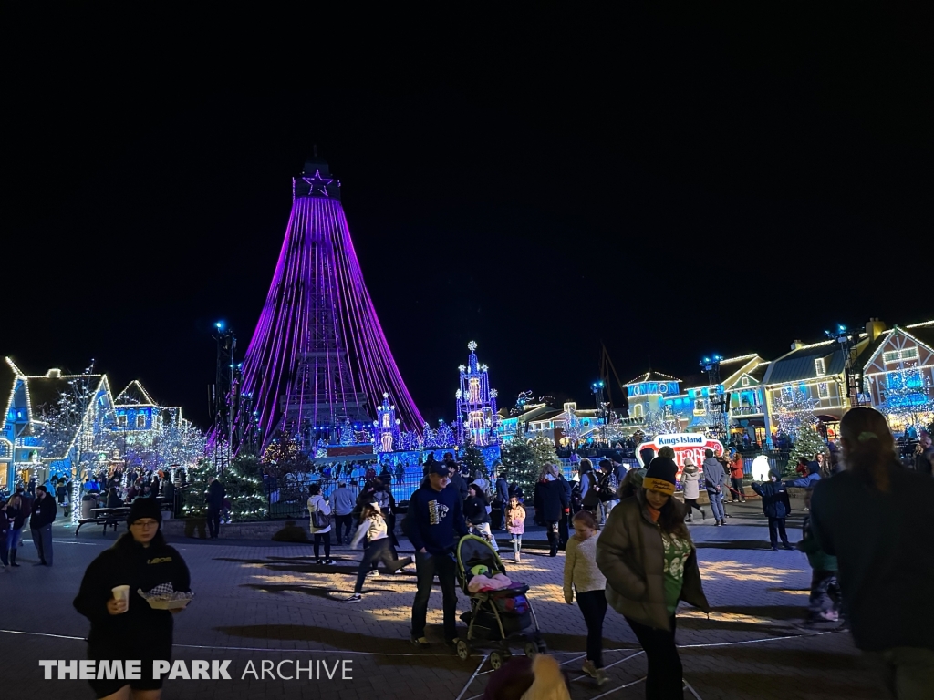 International Street at Kings Island