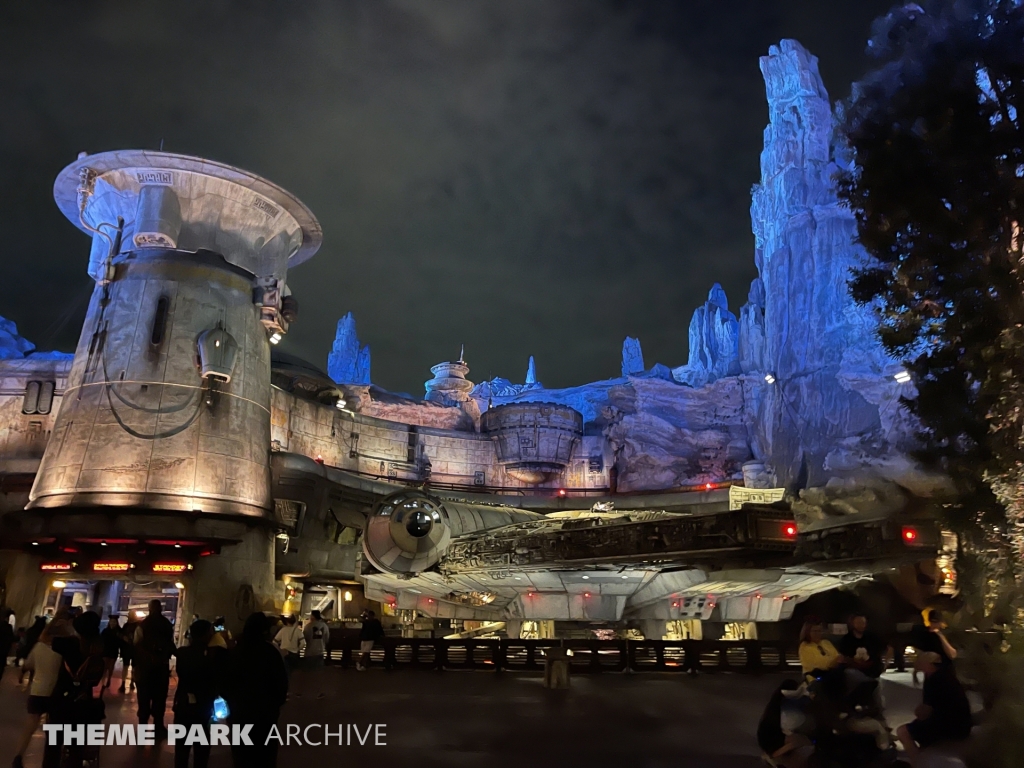 Star Wars: Galaxy's Edge at Disney California Adventure