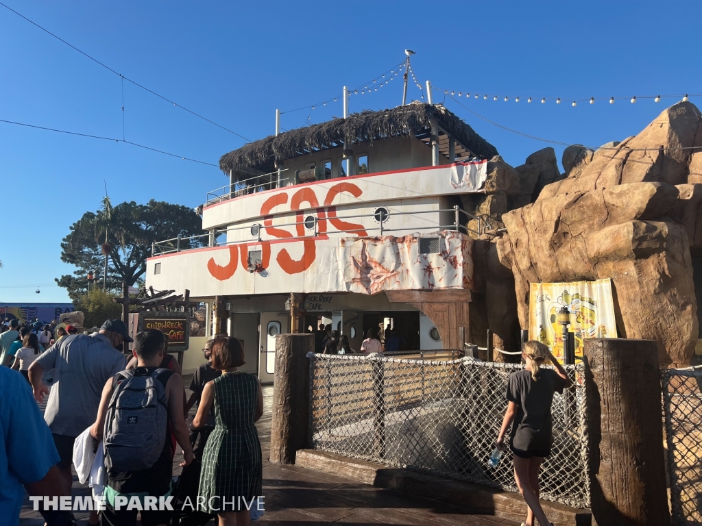 Shipwreck Reef Cafe at SeaWorld San Diego