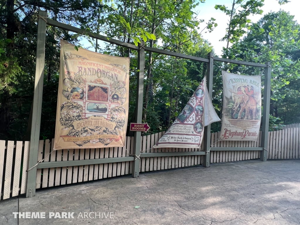 The Grand Exposition at Silver Dollar City