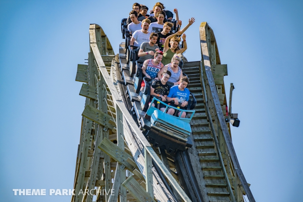 Mystic Timbers at Kings Island