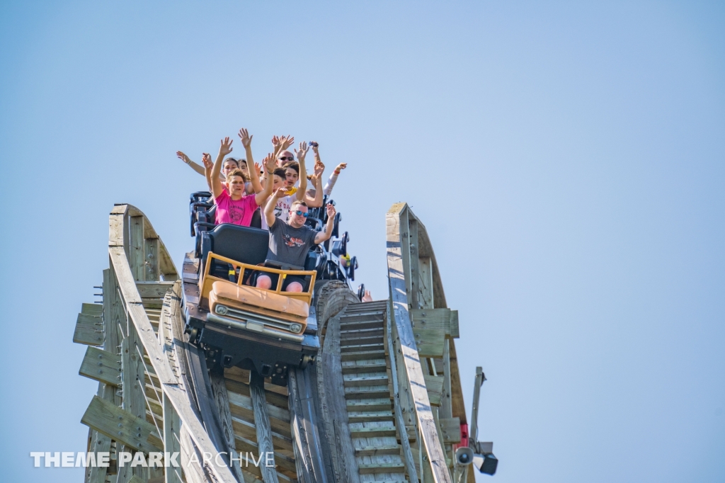 Mystic Timbers at Kings Island