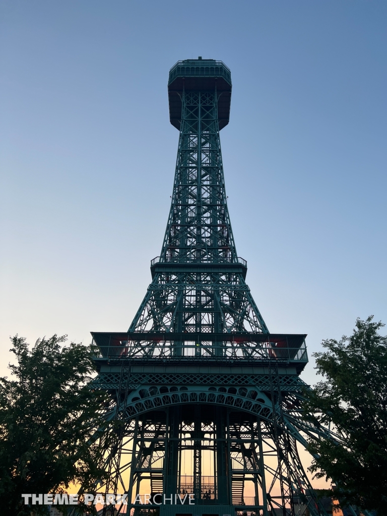 Eiffel Tower at Kings Island