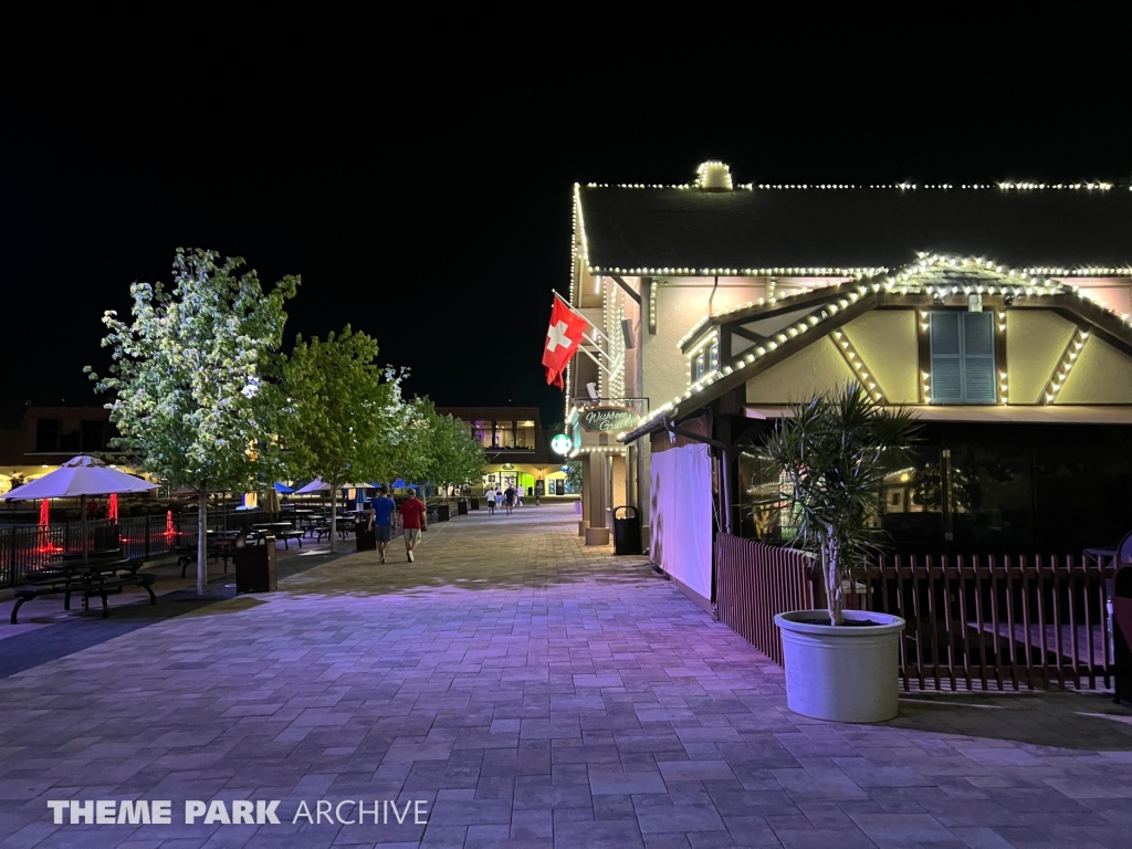 International Street at Kings Island