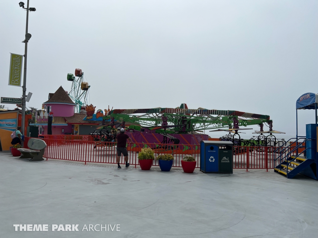 Cliff Hanger at Santa Cruz Beach Boardwalk