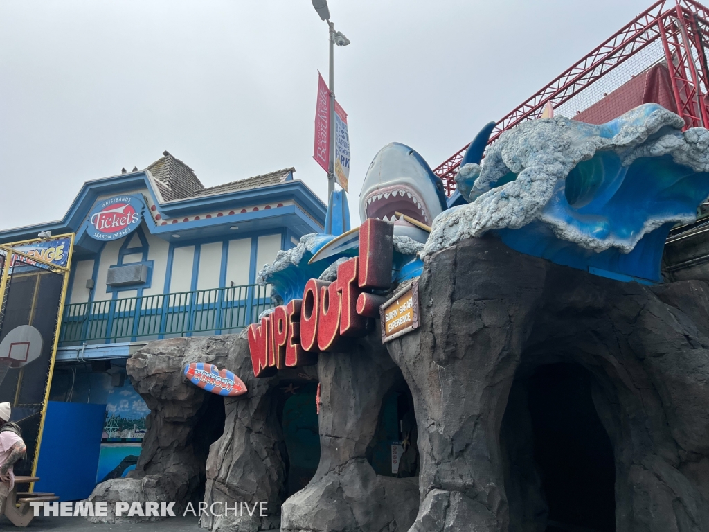 Wipeout at Santa Cruz Beach Boardwalk Theme Park Archive