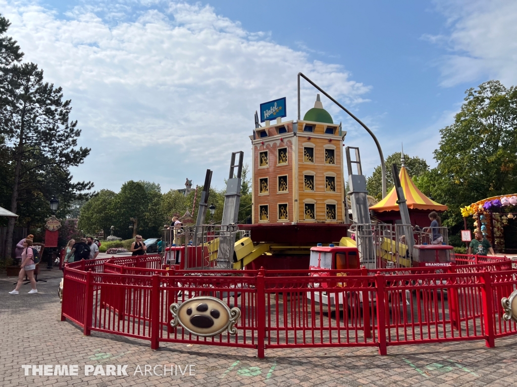 Les Pompiers at Plopsaland De Panne