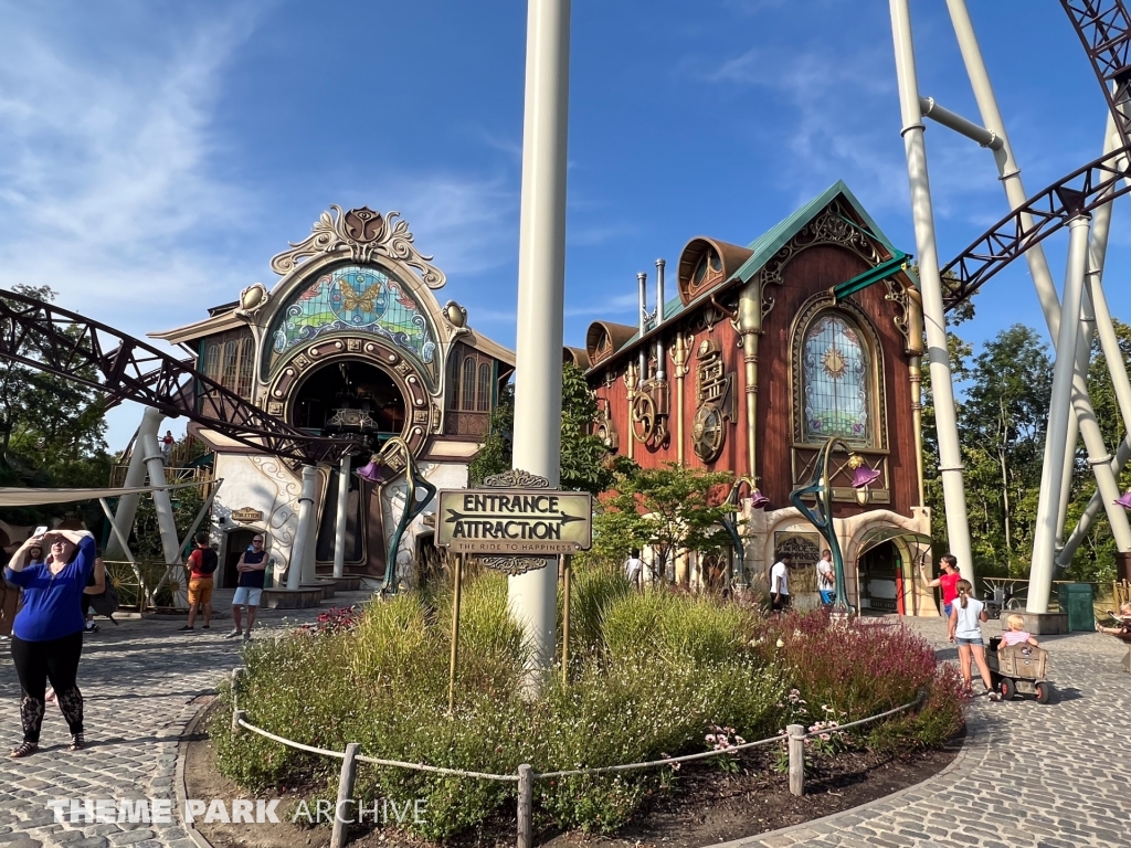 Ride to Happiness at Plopsaland De Panne