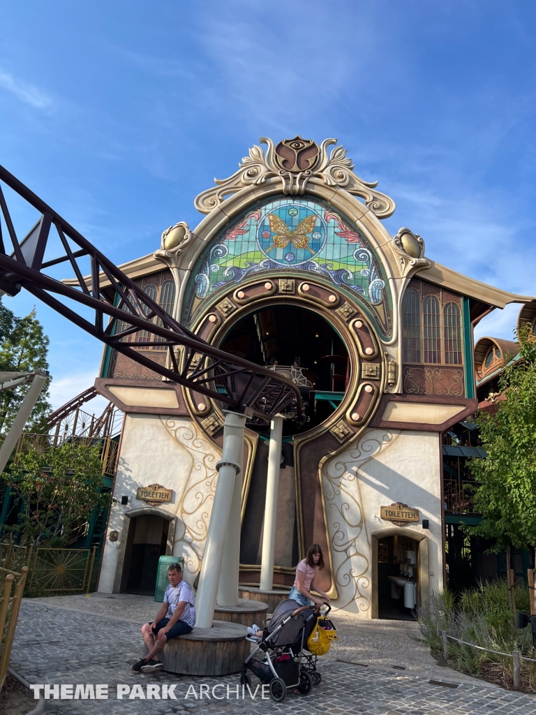 Ride to Happiness at Plopsaland De Panne