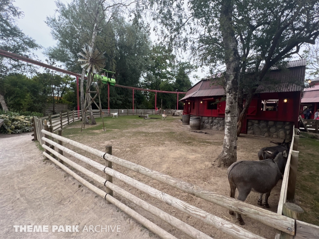 La Ferme des Petits Amis at Bagatelle