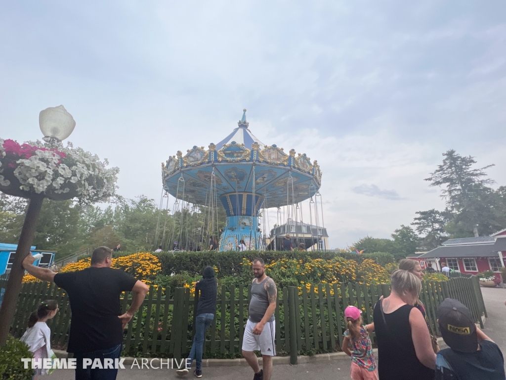 Le Carrousel at Bagatelle