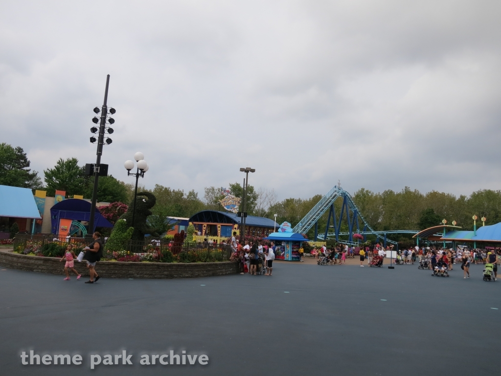 Vapor Trail at Sesame Place Philadelphia