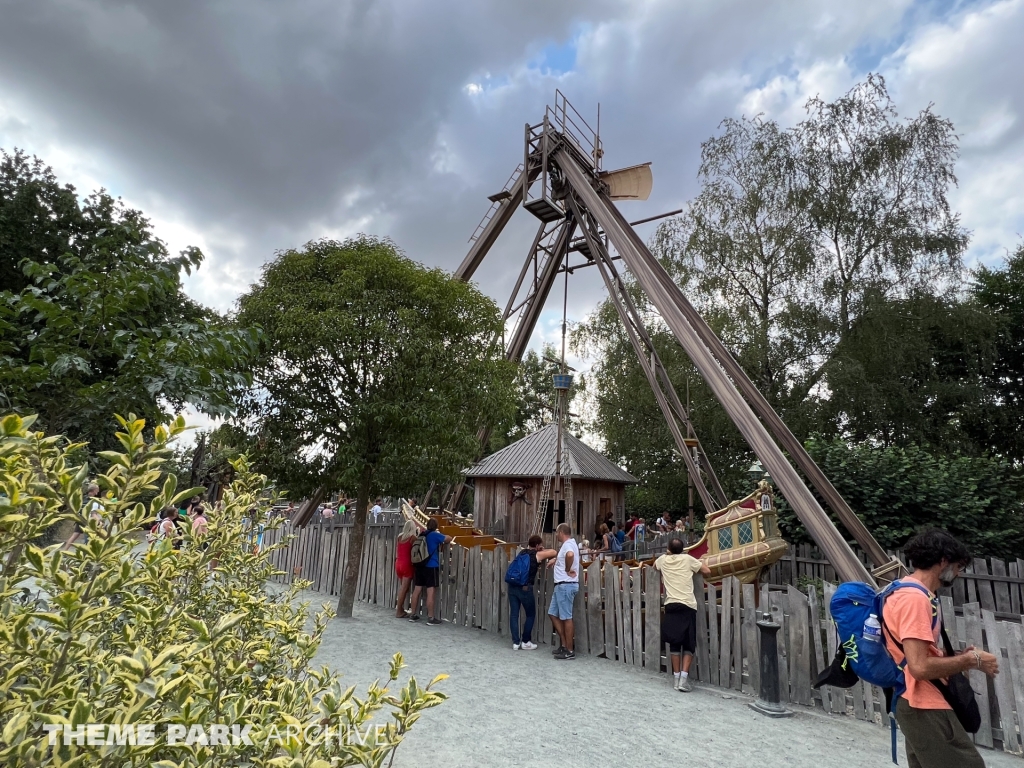 Galleon at Parc du Bocasse