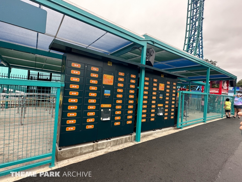 Aquaman: Power Wave at Six Flags Over Texas