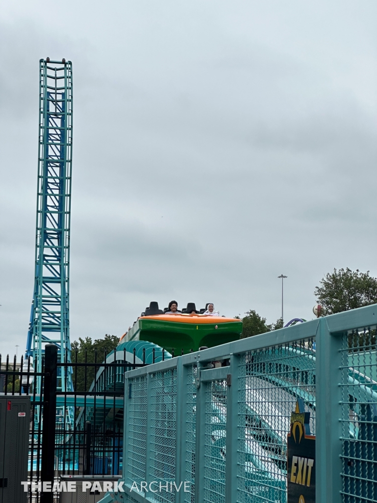 Aquaman: Power Wave at Six Flags Over Texas