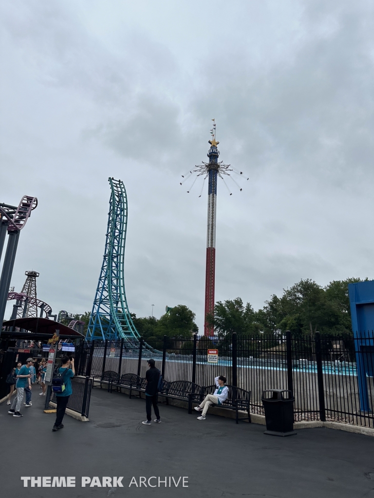 Aquaman: Power Wave at Six Flags Over Texas