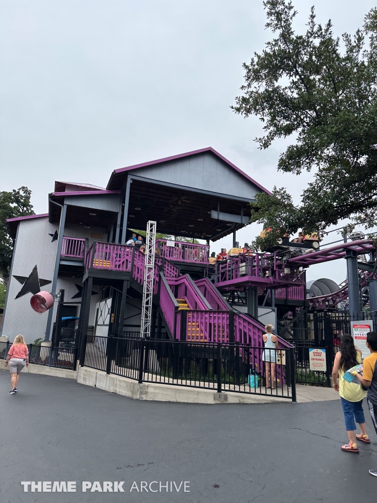 Pandemonium at Six Flags Over Texas