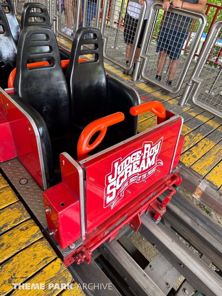 Judge Roy Scream at Six Flags Over Texas