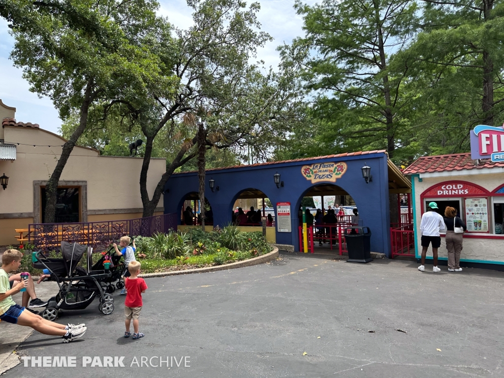 La Fiesta De Las Tazas at Six Flags Over Texas