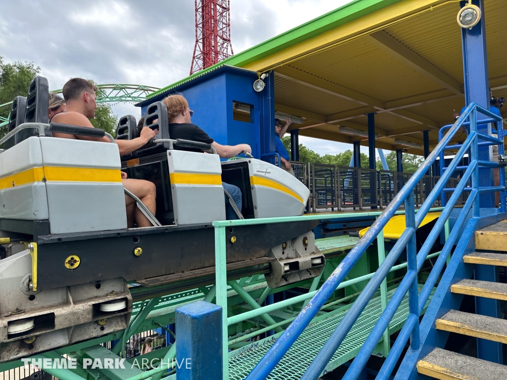 Shock Wave at Six Flags Over Texas Theme Park Archive