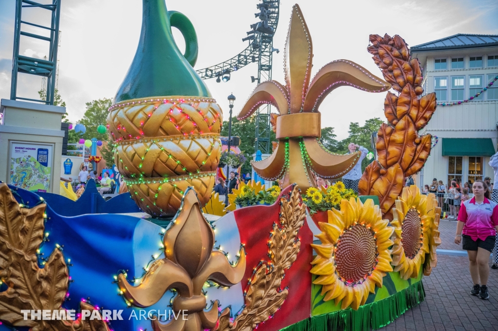 Grand Carnivale at Carowinds