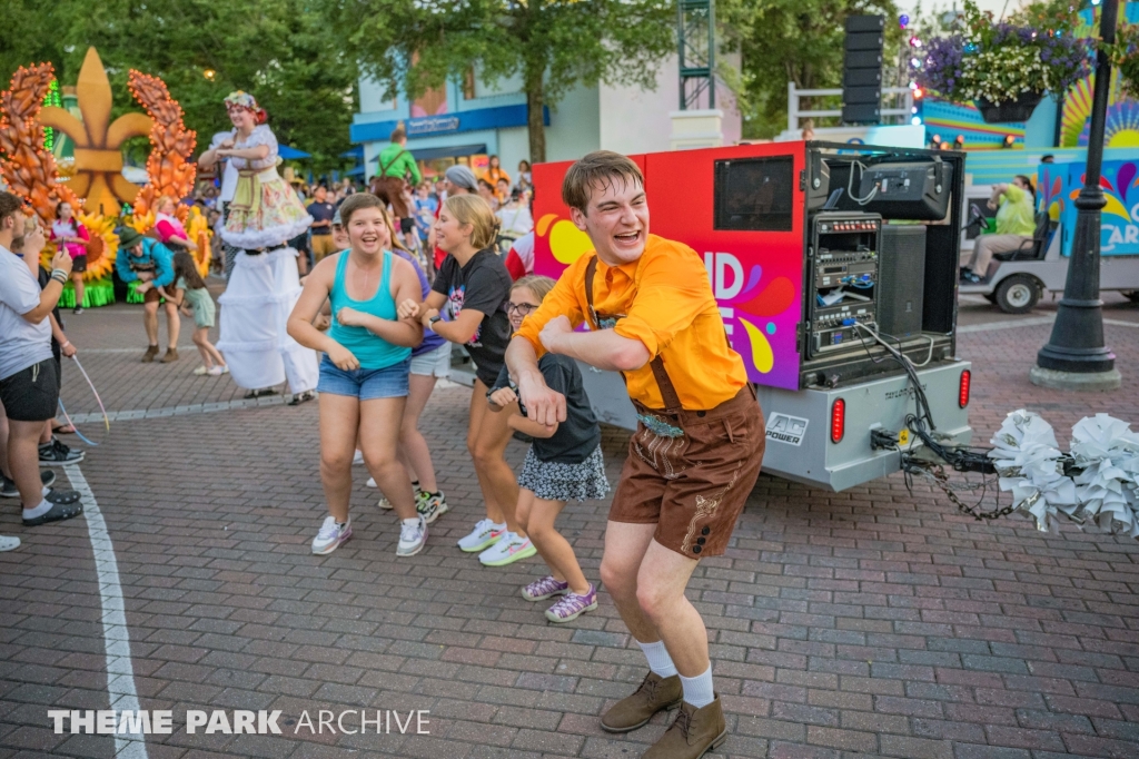 Grand Carnivale at Carowinds