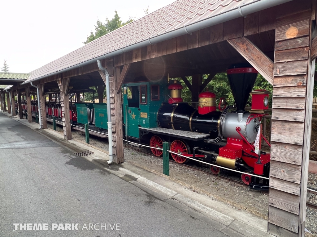 Le Transpapéa at Papéa Parc