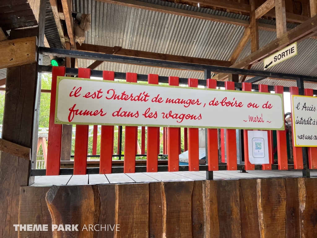 Le Train de la mine at Papéa Parc