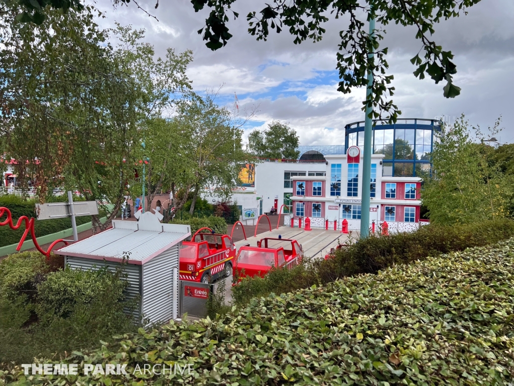 Les Apprentis Pompiers at Futuroscope