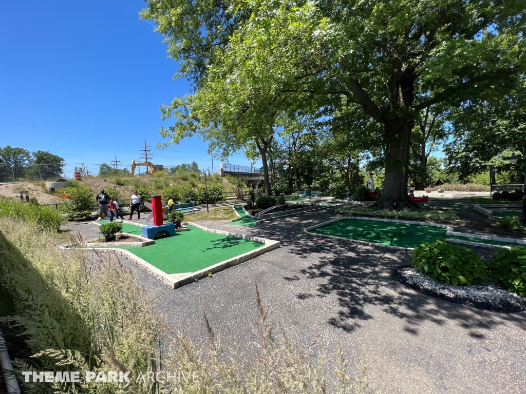 Mini Golf at Memphis Kiddie Park