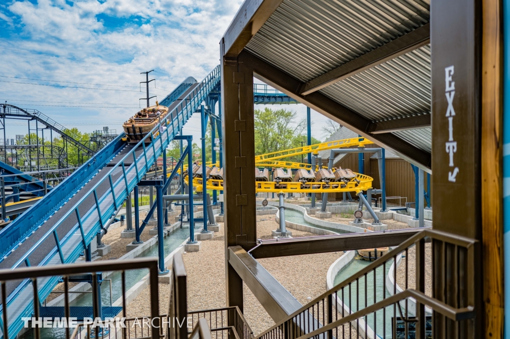 Draken Falls at Adventureland