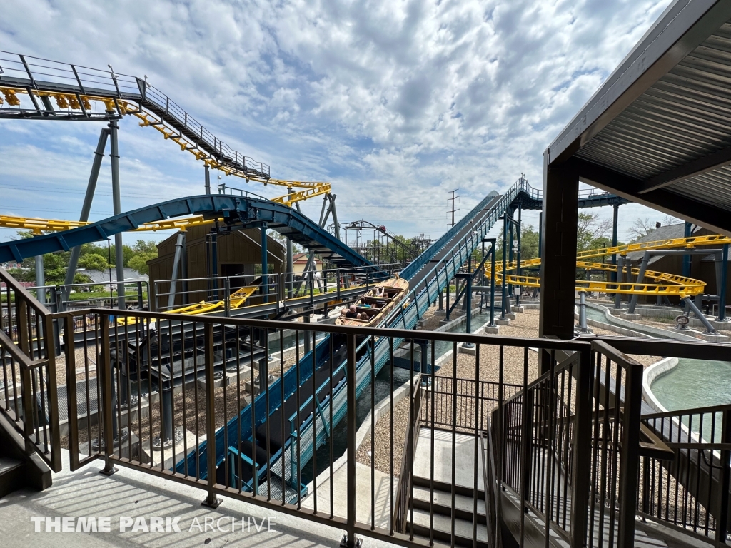 Draken Falls at Adventureland