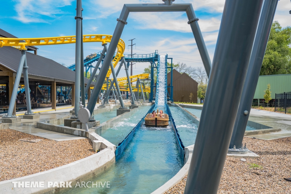 Draken Falls at Adventureland