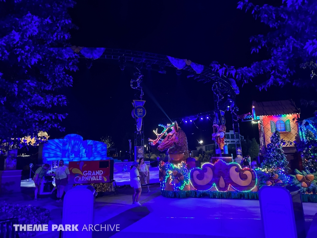 Main Entrance at Worlds of Fun