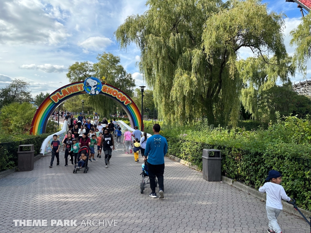 Planet Snoopy at Canada's Wonderland