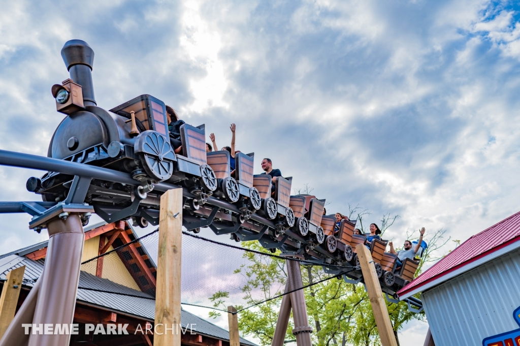 Snoopy's Racing Railway at Canada's Wonderland