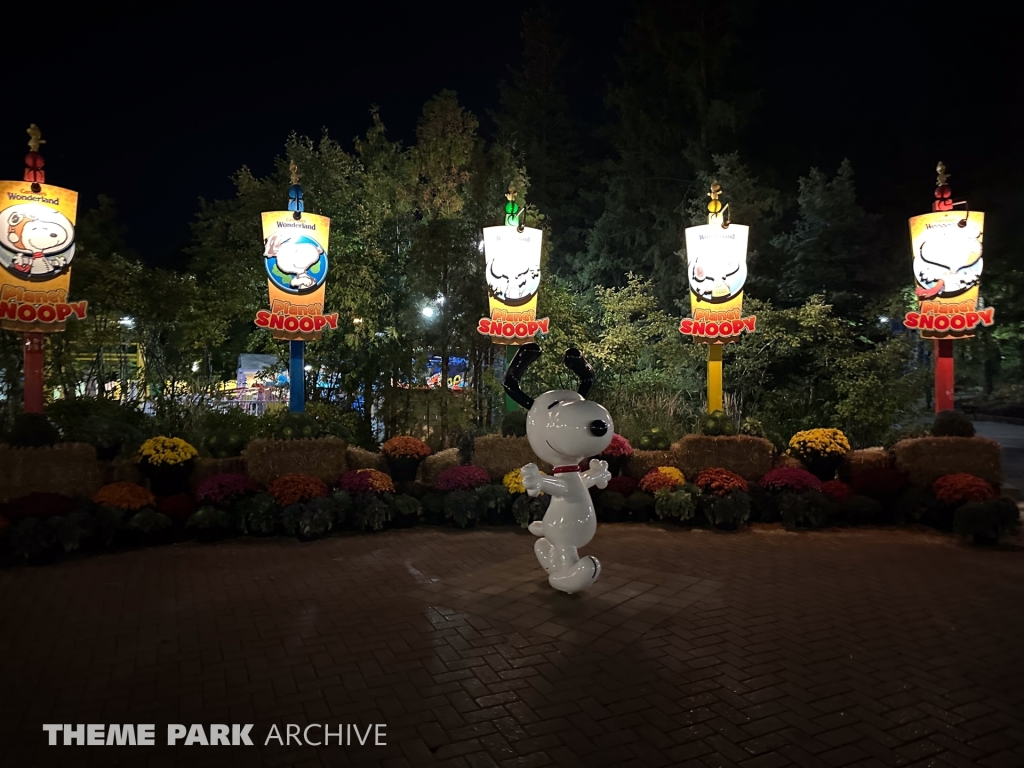 Planet Snoopy at Canada's Wonderland