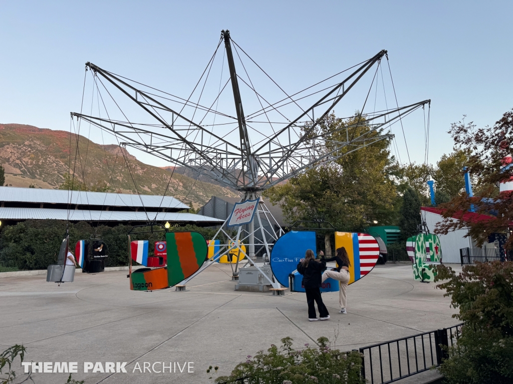 Flying Aces at Lagoon