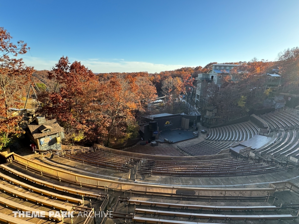 Echo Hollow Amphitheater at Silver Dollar City