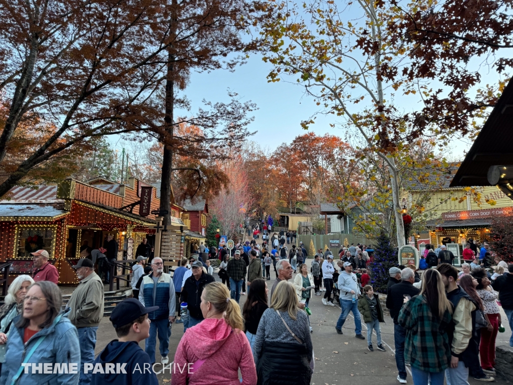 Hugo's Hill Street at Silver Dollar City