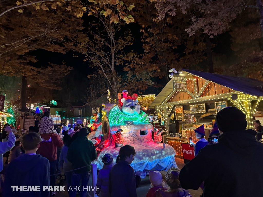 Hugo's Hill Street at Silver Dollar City