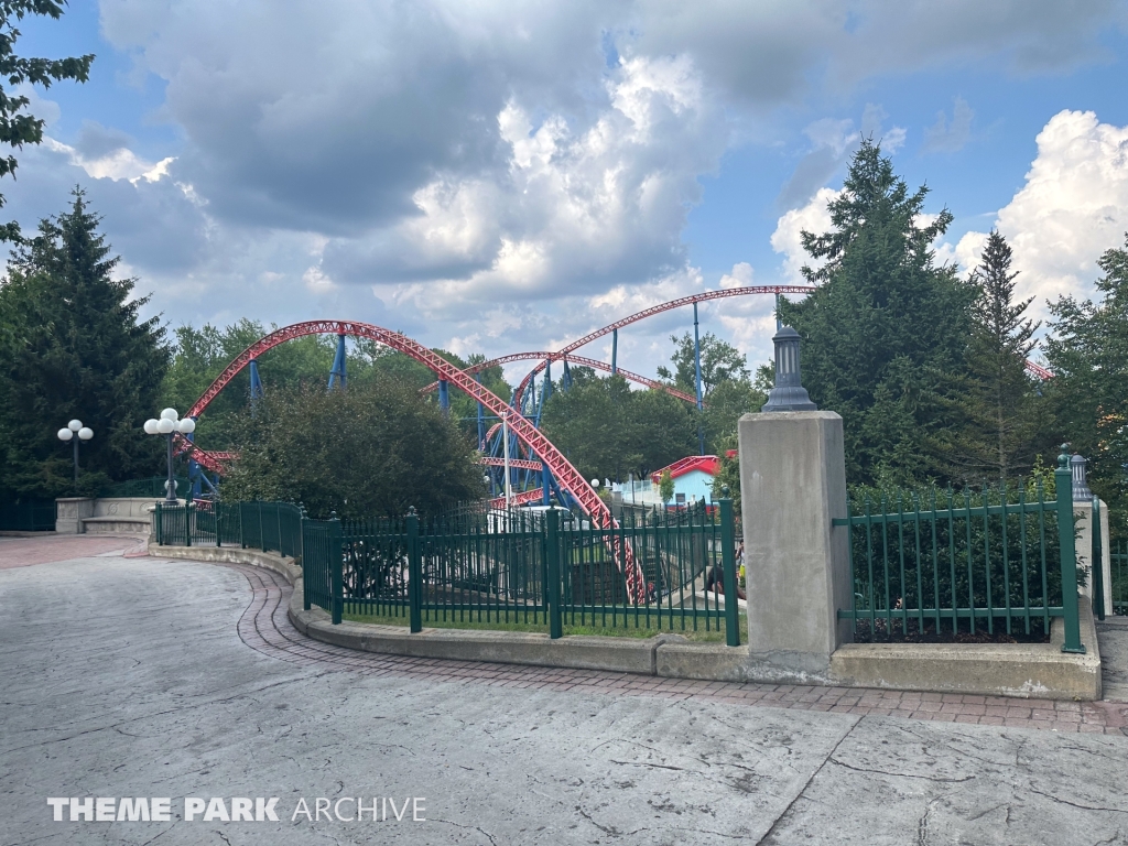 Superman The Ride at Six Flags New England