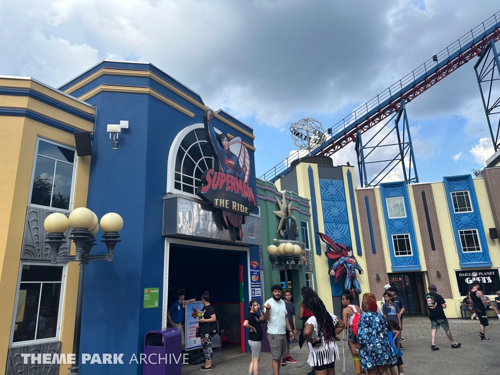 Superman The Ride at Six Flags New England