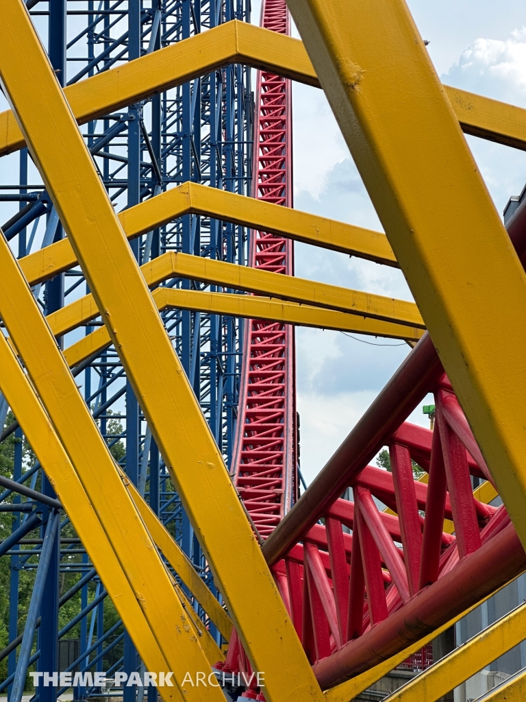 Superman The Ride at Six Flags New England