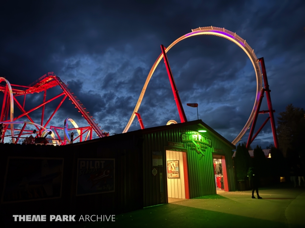 Stunt Pilot at Silverwood Theme Park and Boulder Beach Waterpark