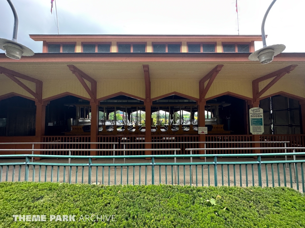 Trolley at Lake Compounce