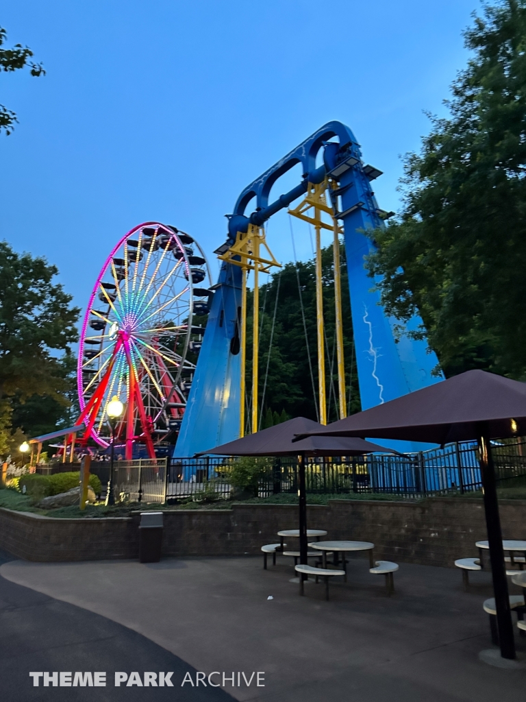 Thunder N' Lightning at Lake Compounce