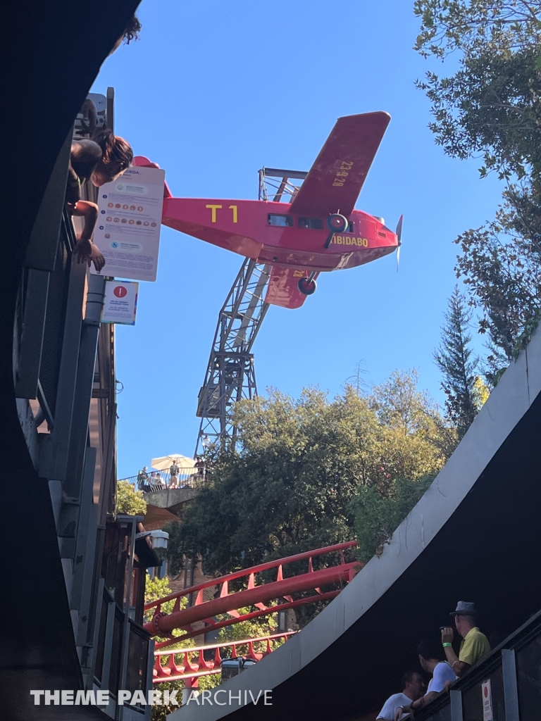 Avio at Tibidabo